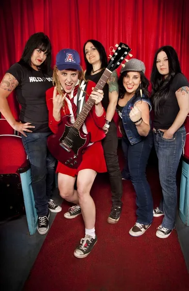 Hell’s Belles – Tribute to AC/DC